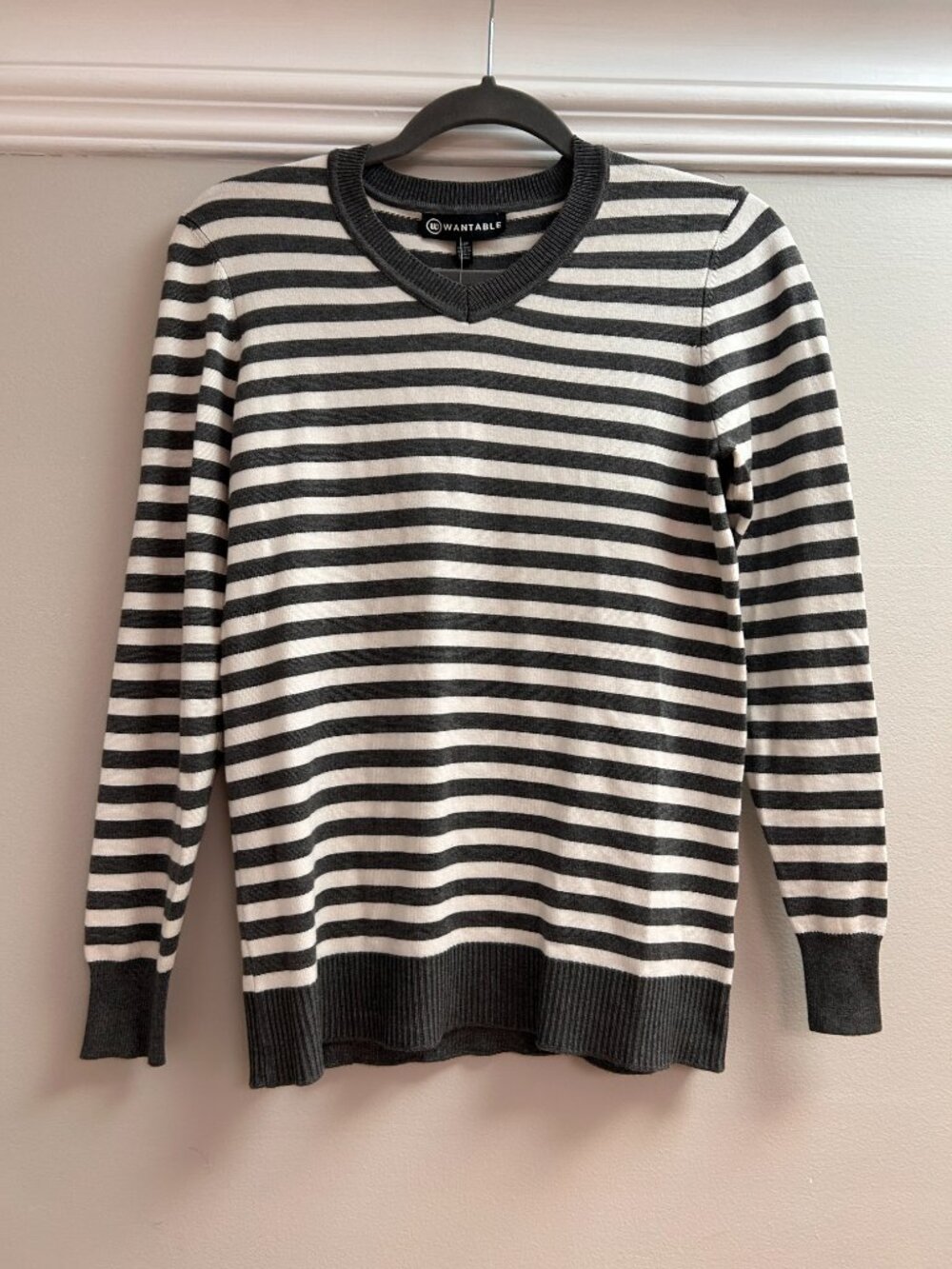 Wantable Striped V-Neck Sweater Heather Grey Ivory S
